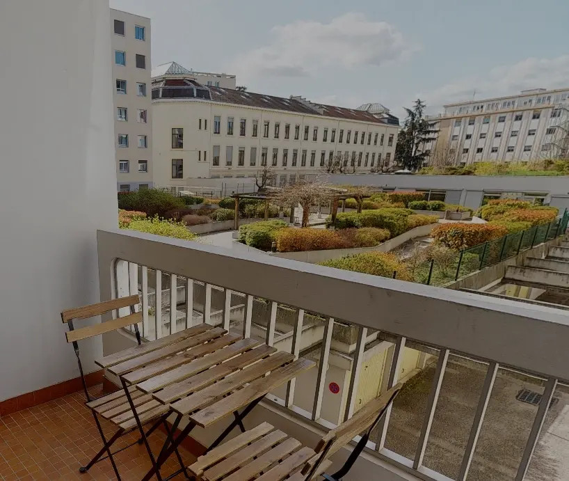 
                                                Colocation
                                                 T5 meublé rénové quartier Part-Dieu avec Balcon