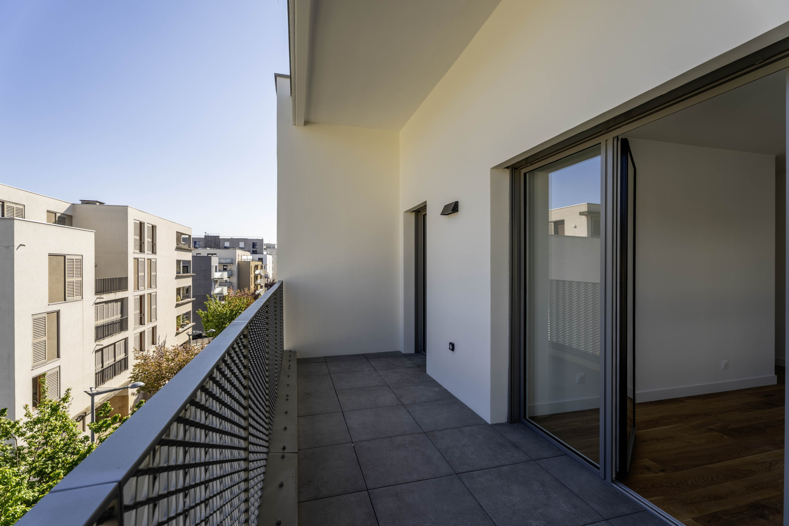 
                                                Vente
                                                 T5 Moderne avec Rooftop - Lyon 9