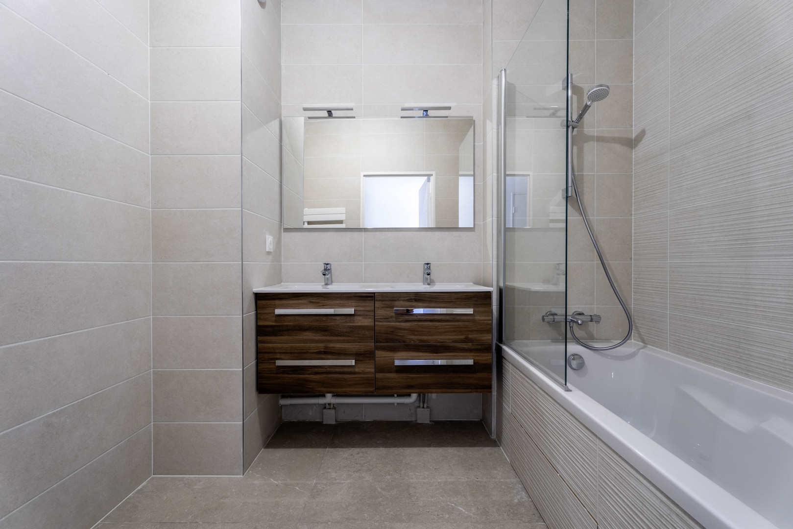 
                                                Vente
                                                 T5 Moderne avec Rooftop - Lyon 9