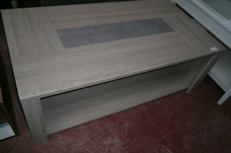 
                                                Meuble
                                                 Table basse