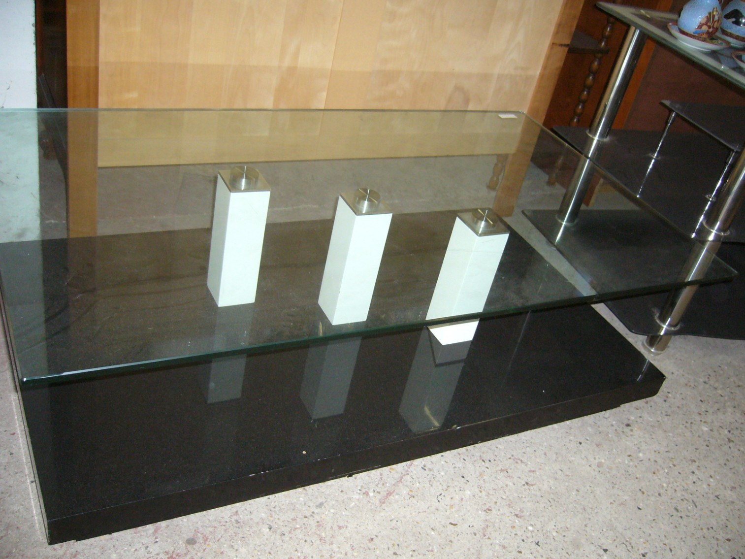 
                                                Meuble
                                                 Table basse verre