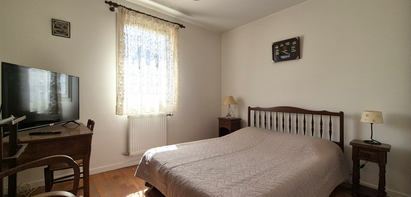 
                                                Vente
                                                 TALUYERS- T4 de 80 m² + terrasse + parking + cave