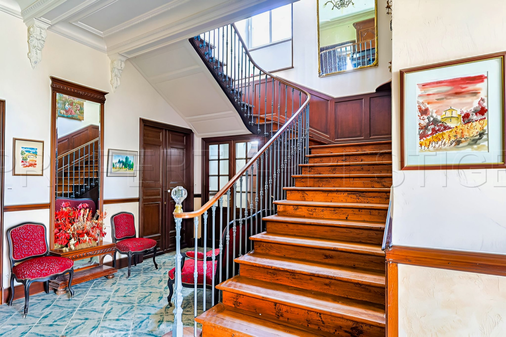 
                                                Vente
                                                 TARN Château XIXème Hôtel Événementiel 3 HA