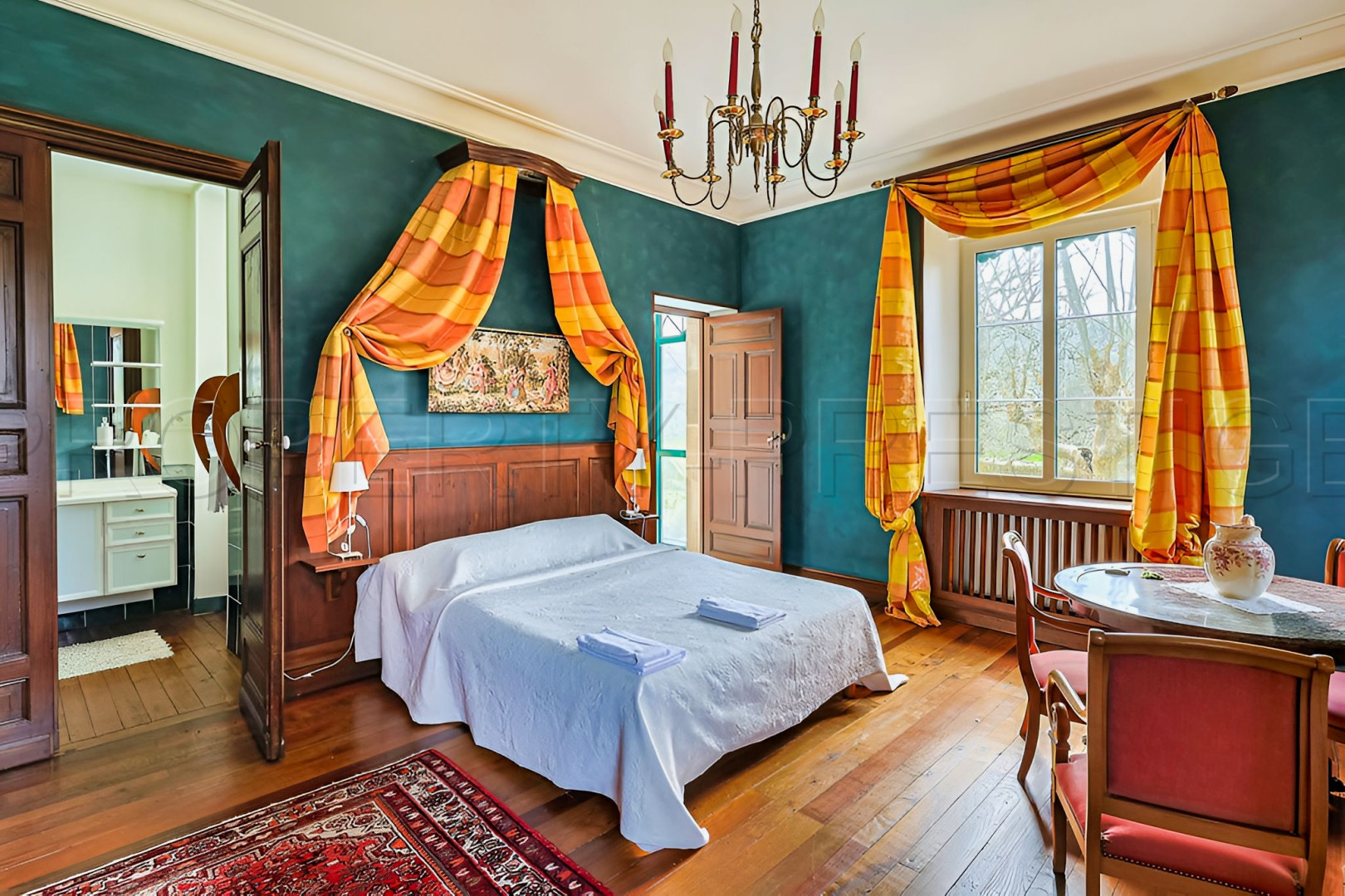 
                                                Vente
                                                 TARN Château XIXème Hôtel Événementiel 3 HA