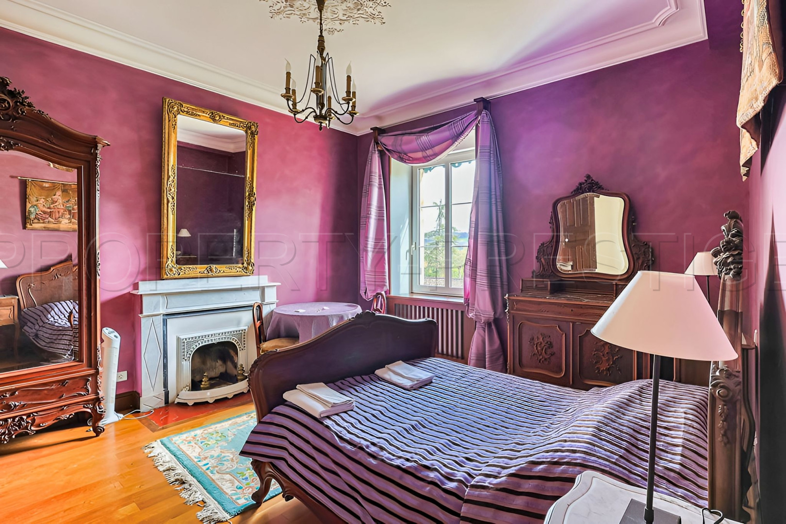 
                                                Vente
                                                 TARN Château XIXème Hôtel Événementiel 3 HA