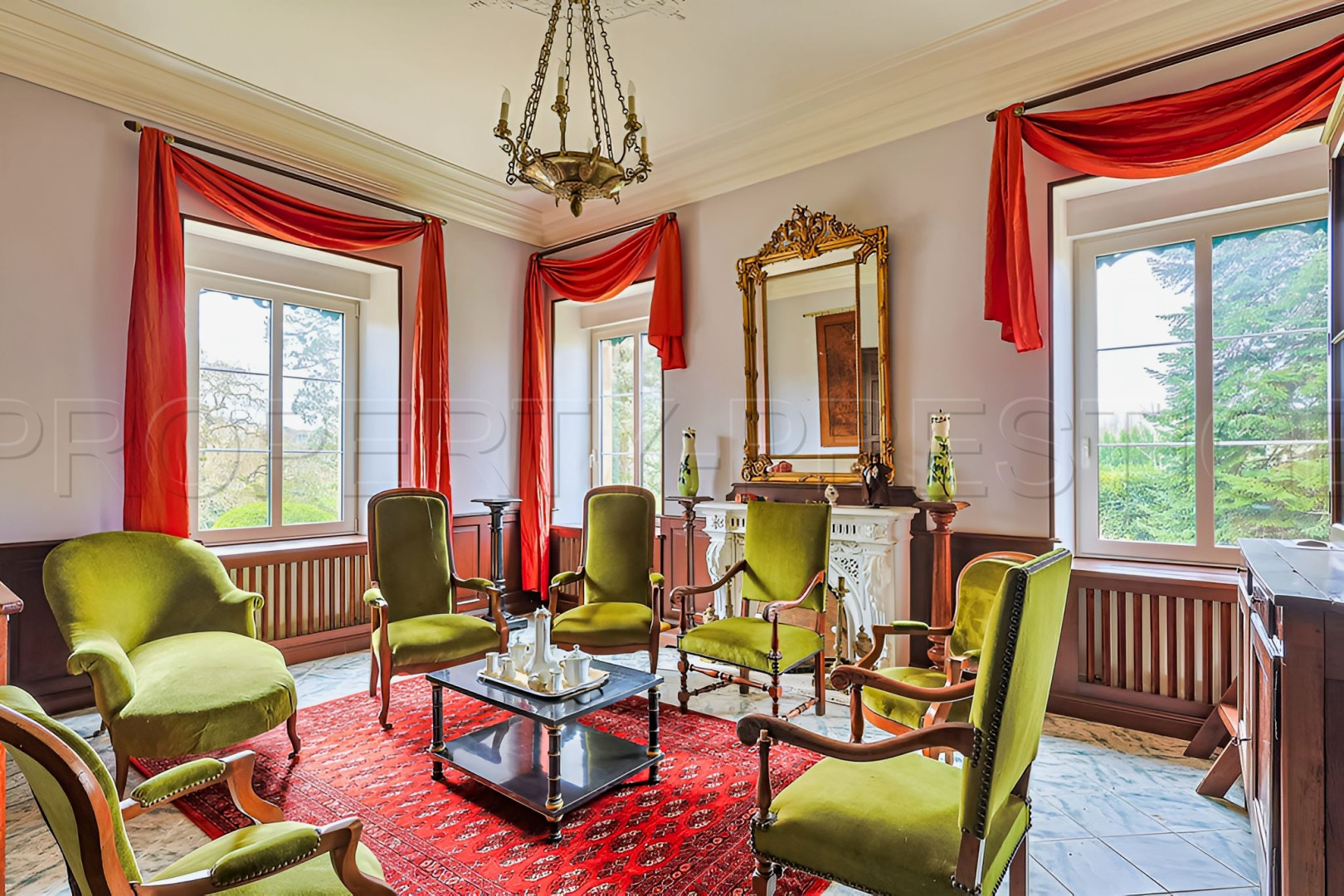 
                                                Vente
                                                 TARN Château XIXème Hôtel Événementiel 3 HA