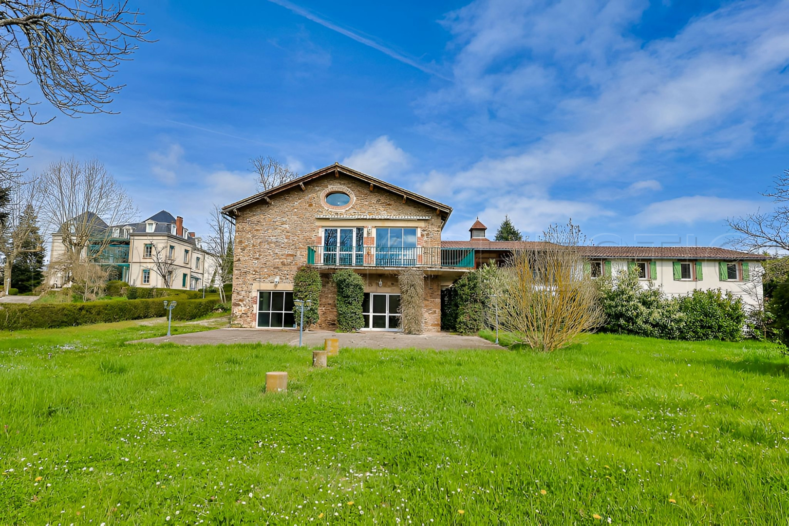 
                                                Vente
                                                 TARN Château XIXème Hôtel Événementiel 3 HA