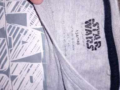 
                                                Vêtement
                                                 Tee shirt stat wars enfant 8/10 ans