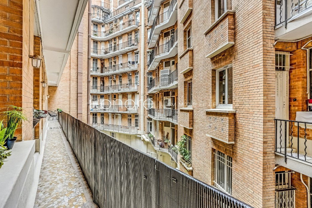 
                                                Vente
                                                 TERNES – APPARTEMENT FAMILIAL D’EXCEPTION