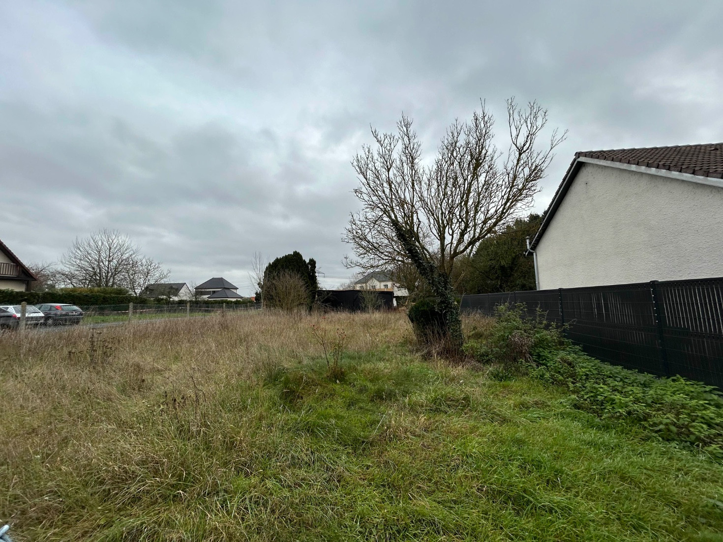 
                                                Vente
                                                 Terrain 472m2 avec liberté de projet