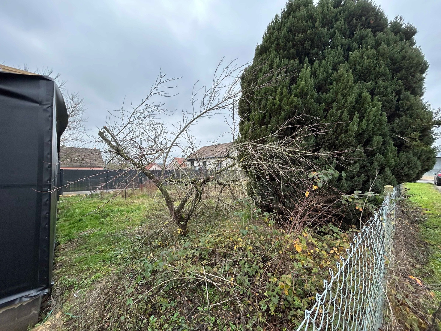 
                                                Vente
                                                 Terrain 472m2 avec liberté de projet