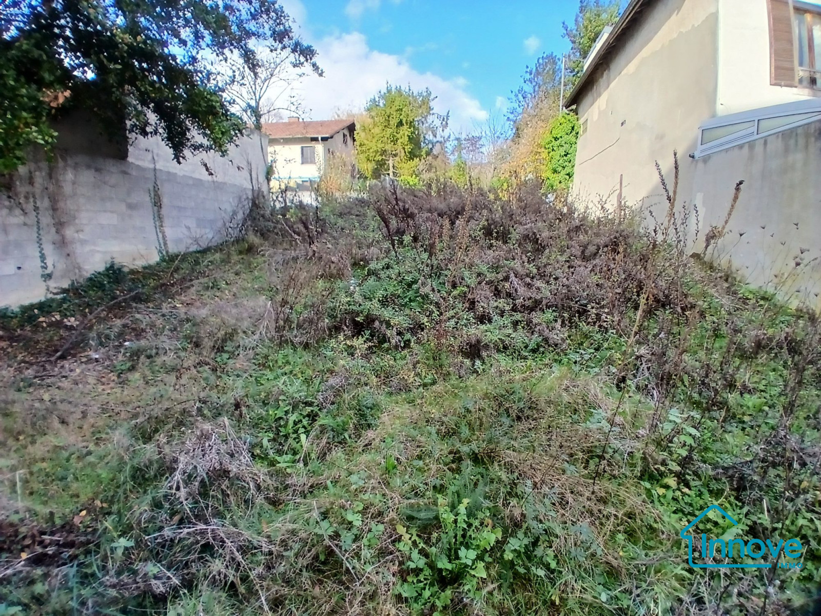 
                                                Vente
                                                 Terrain à bâtir