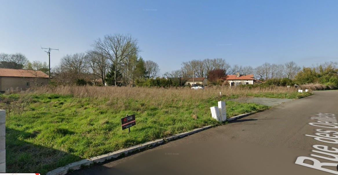 
                                                Vente
                                                 Terrain constructible
