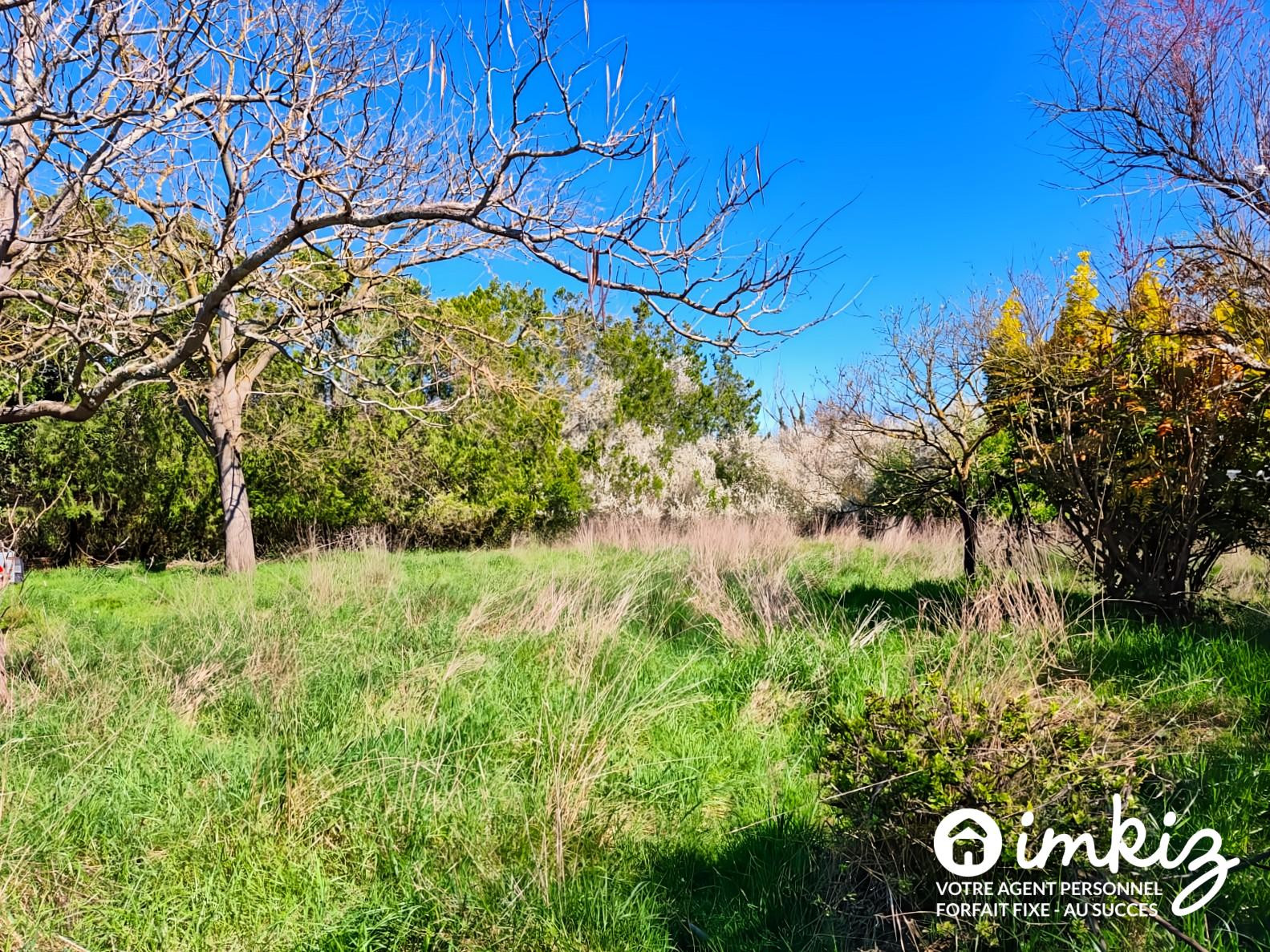 
                                                Vente
                                                 Terrain de 1578 m²