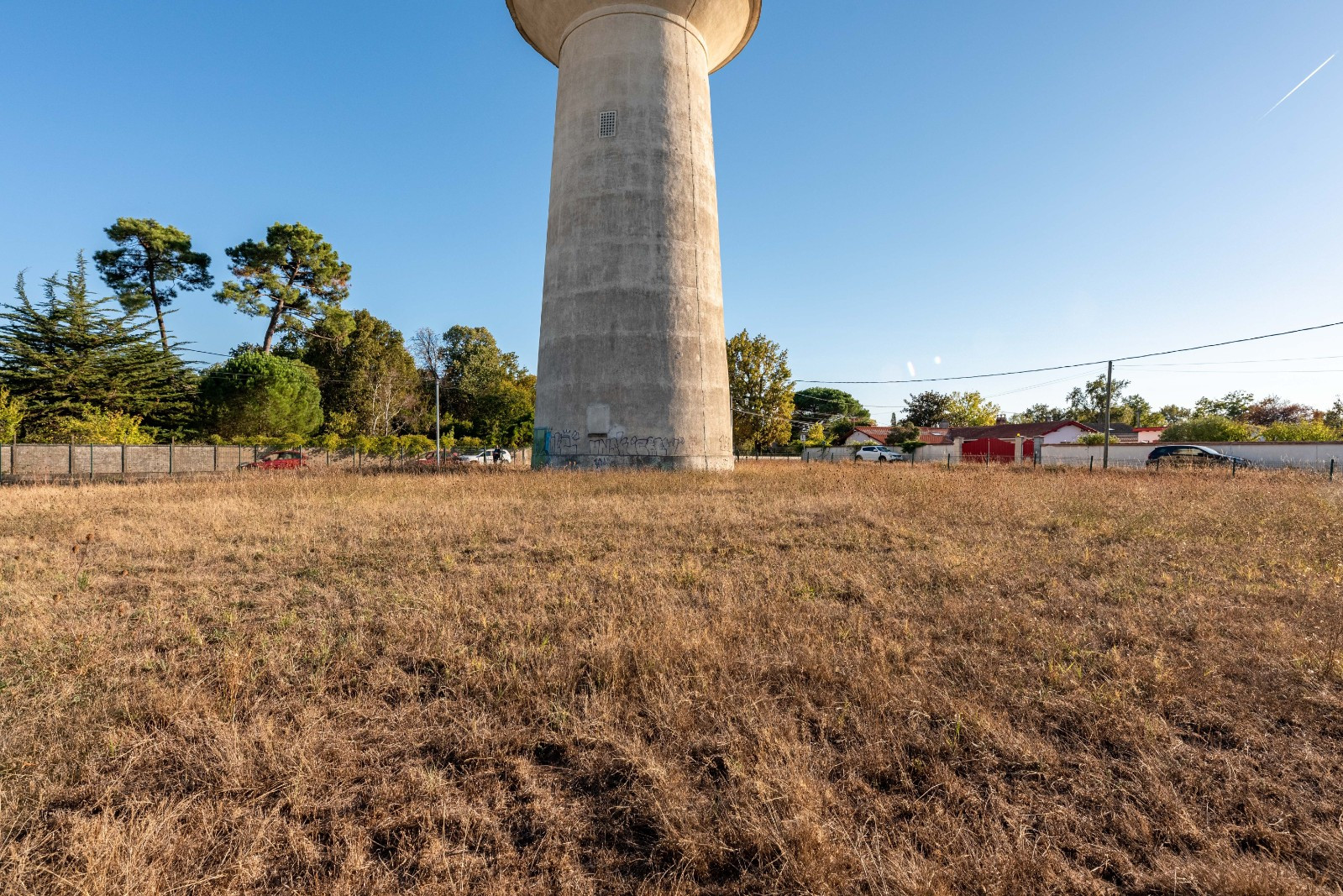 
                                                Vente
                                                 Terrain de 2000m² à Blanquefort (33)