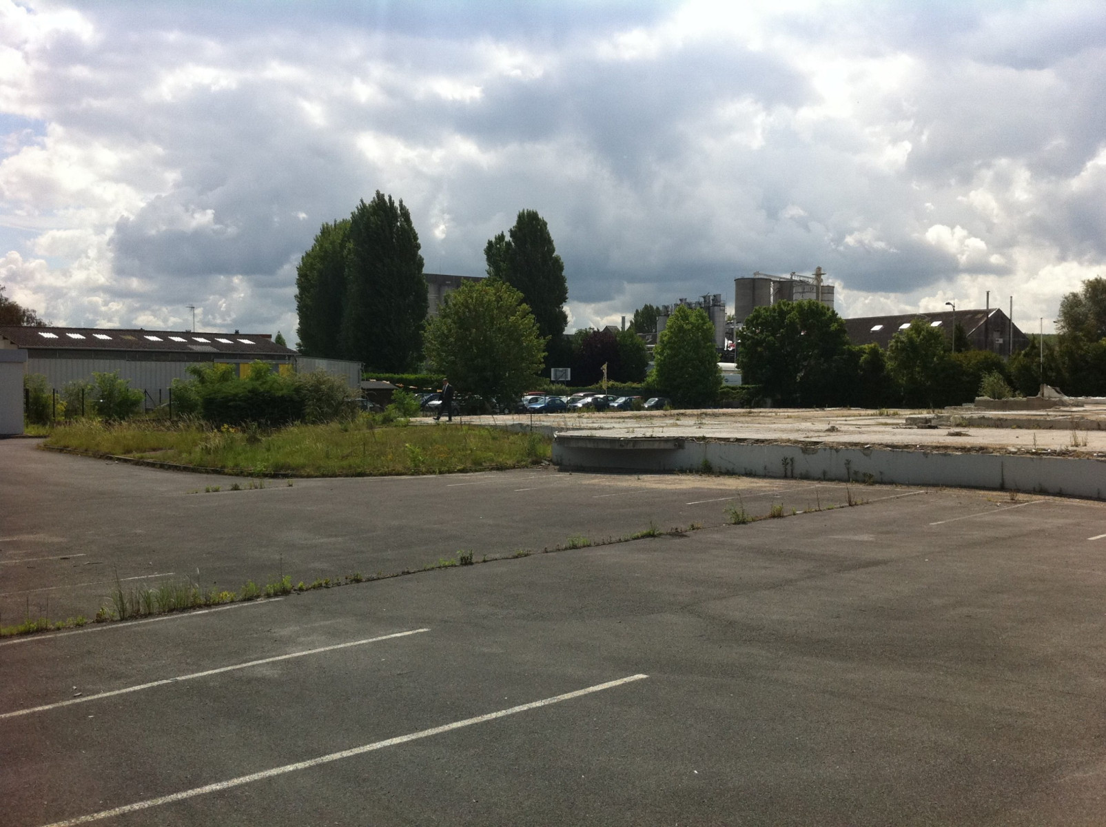 
                                                Vente
                                                 Terrain de 7 000 m² à vendre à 1h de Paris -Oise