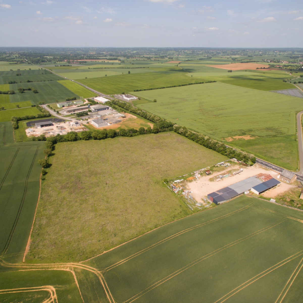 
                                                Vente
                                                 Terrain industriel à vendre - 5.6 ha - Châteauroux Sud