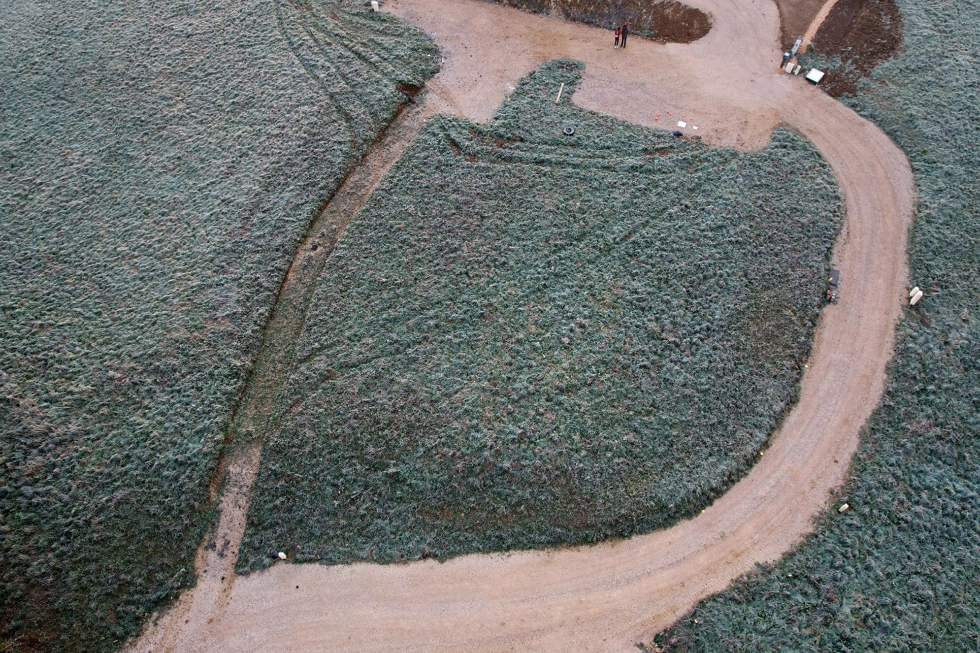 
                                                Vente
                                                 Terrain Viabilisé 830 m2  (73 € / m2 )