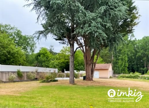 
                                                Vente
                                                 Terrain viabilisé avec maison a aménager