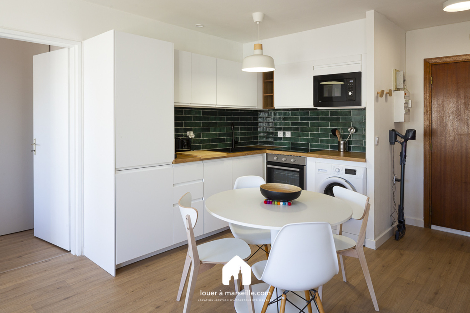 
                                                Location
                                                 TERRASSE ST GINIEZ  T2 meublé de 48 m²