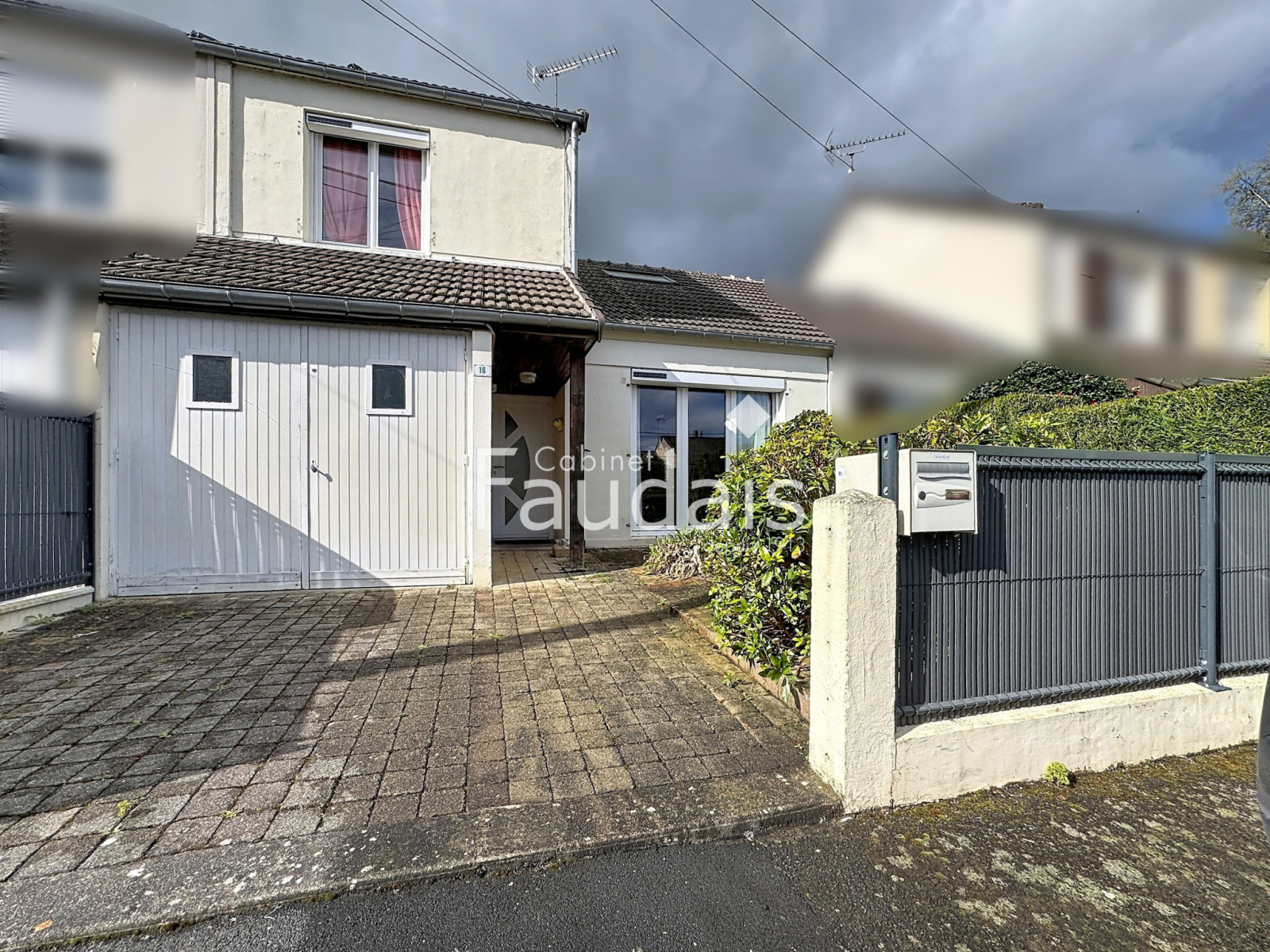 
                                                Vente
                                                 TESSY BOCAGE- Maison de 88m2 avec jardin 