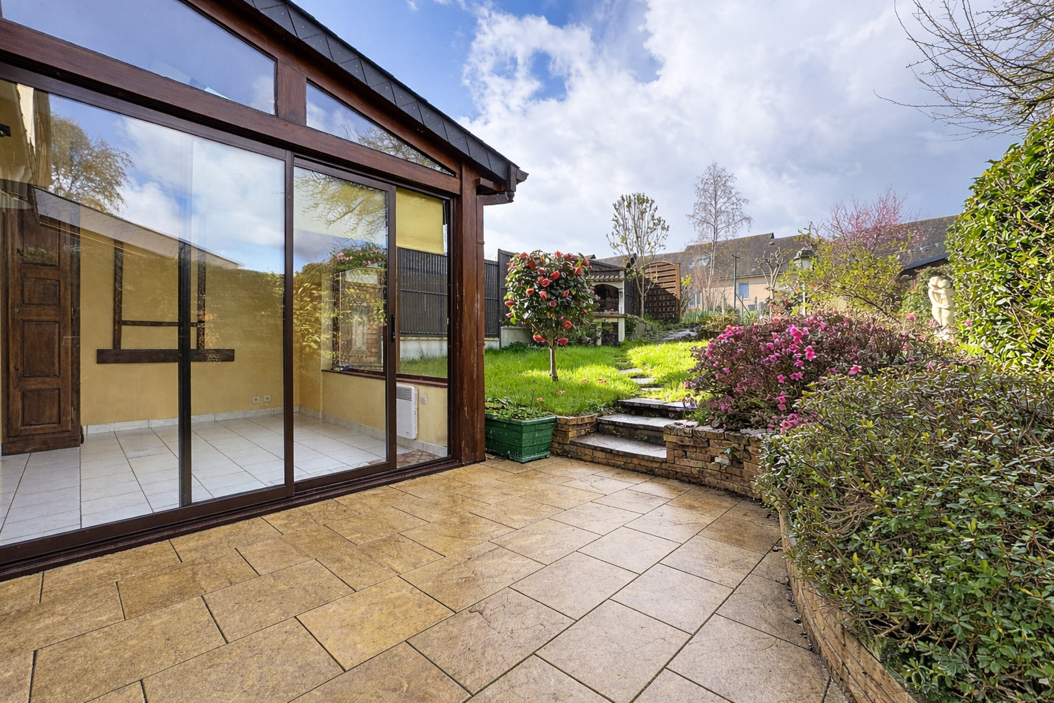 
                                                Vente
                                                 TESSY BOCAGE- Maison de 88m2 avec jardin 