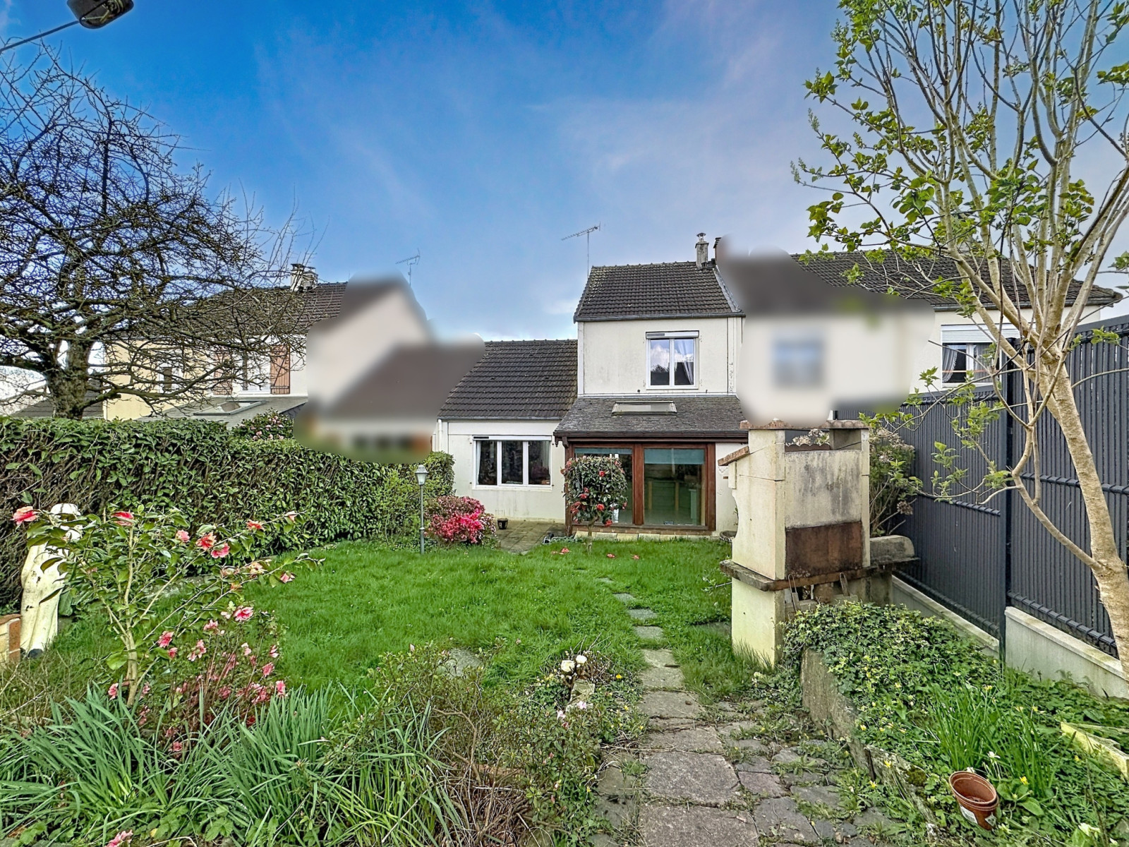 
                                                Vente
                                                 TESSY BOCAGE- Maison de 88m2 avec jardin 