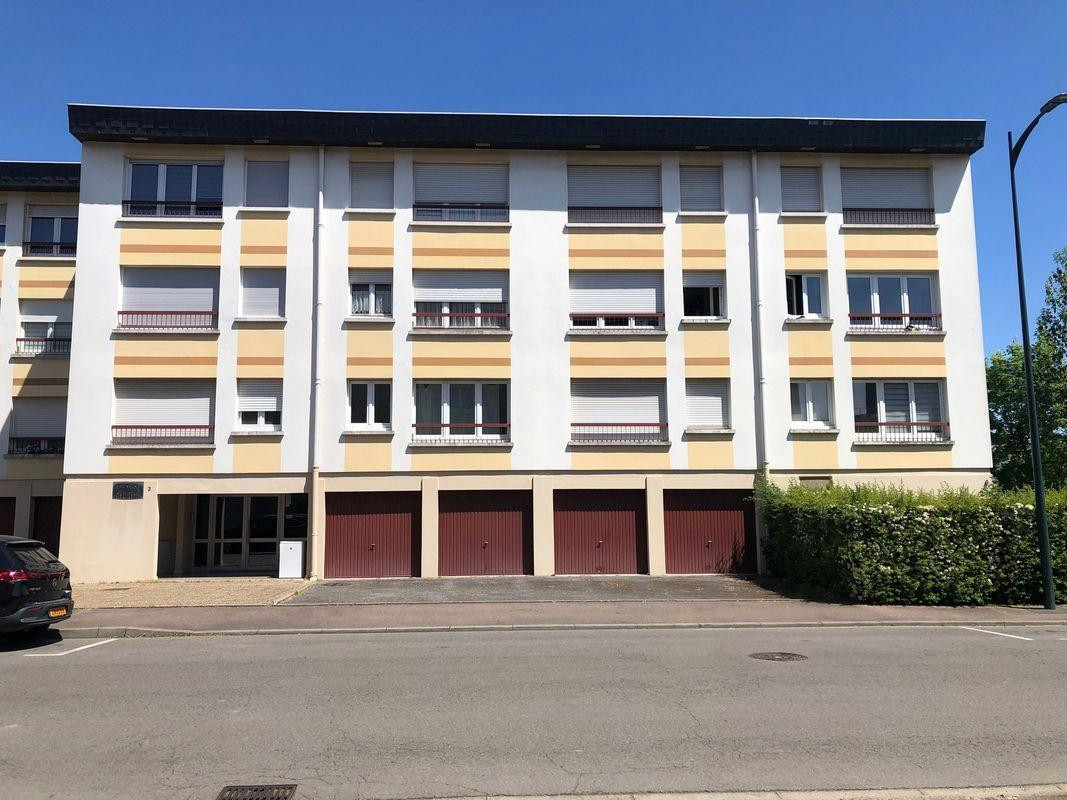 
                                                Location
                                                 THIONVILLE Studio meublé SDB neuve