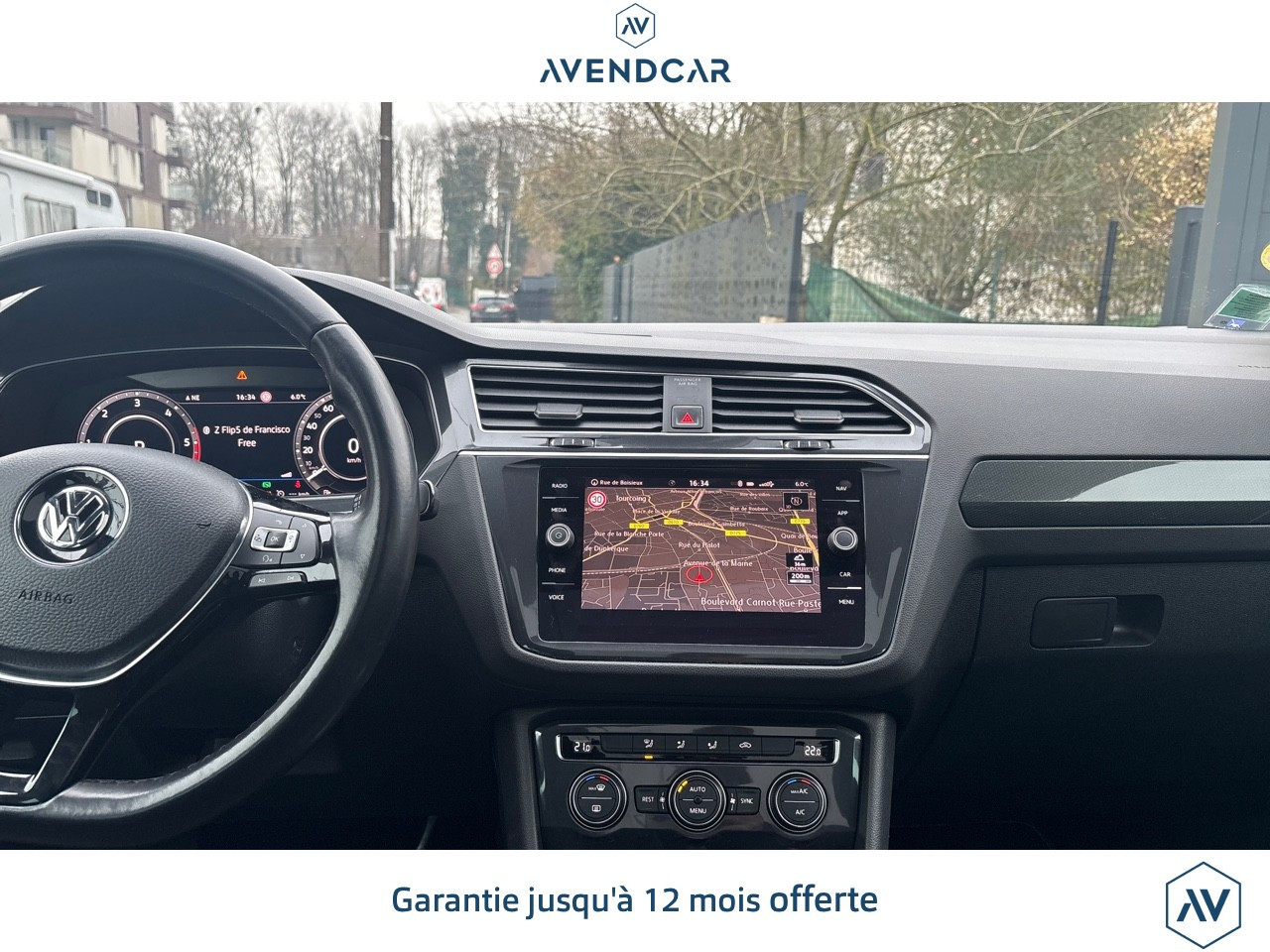 
                                                Voiture
                                                 TIGUAN 2.0 TDI 150 BLUEMOTION CARAT EXCLUSIVE DSG BVA