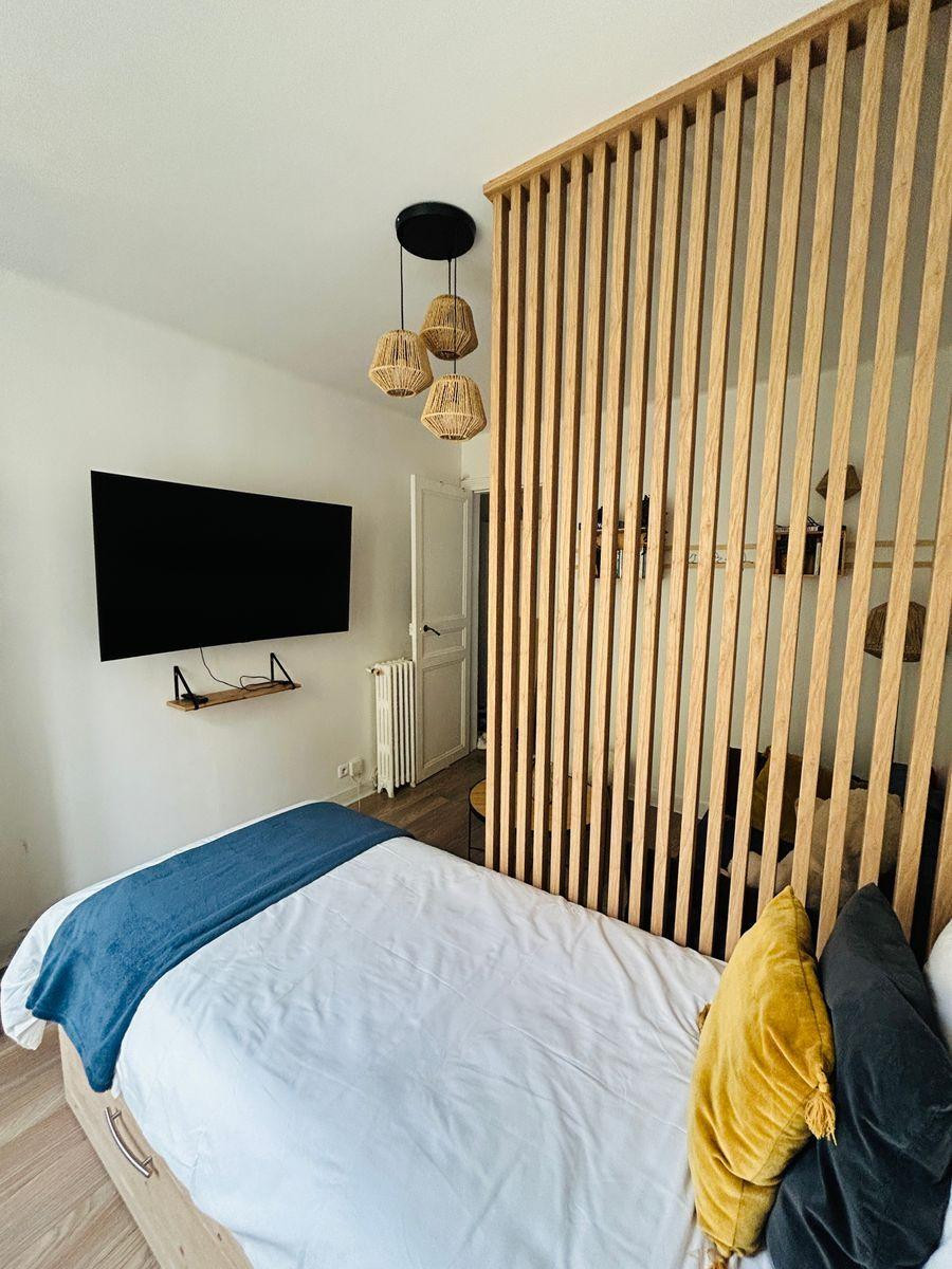 
                                                Location
                                                 Ton futur cocon douillet en plein Paris !