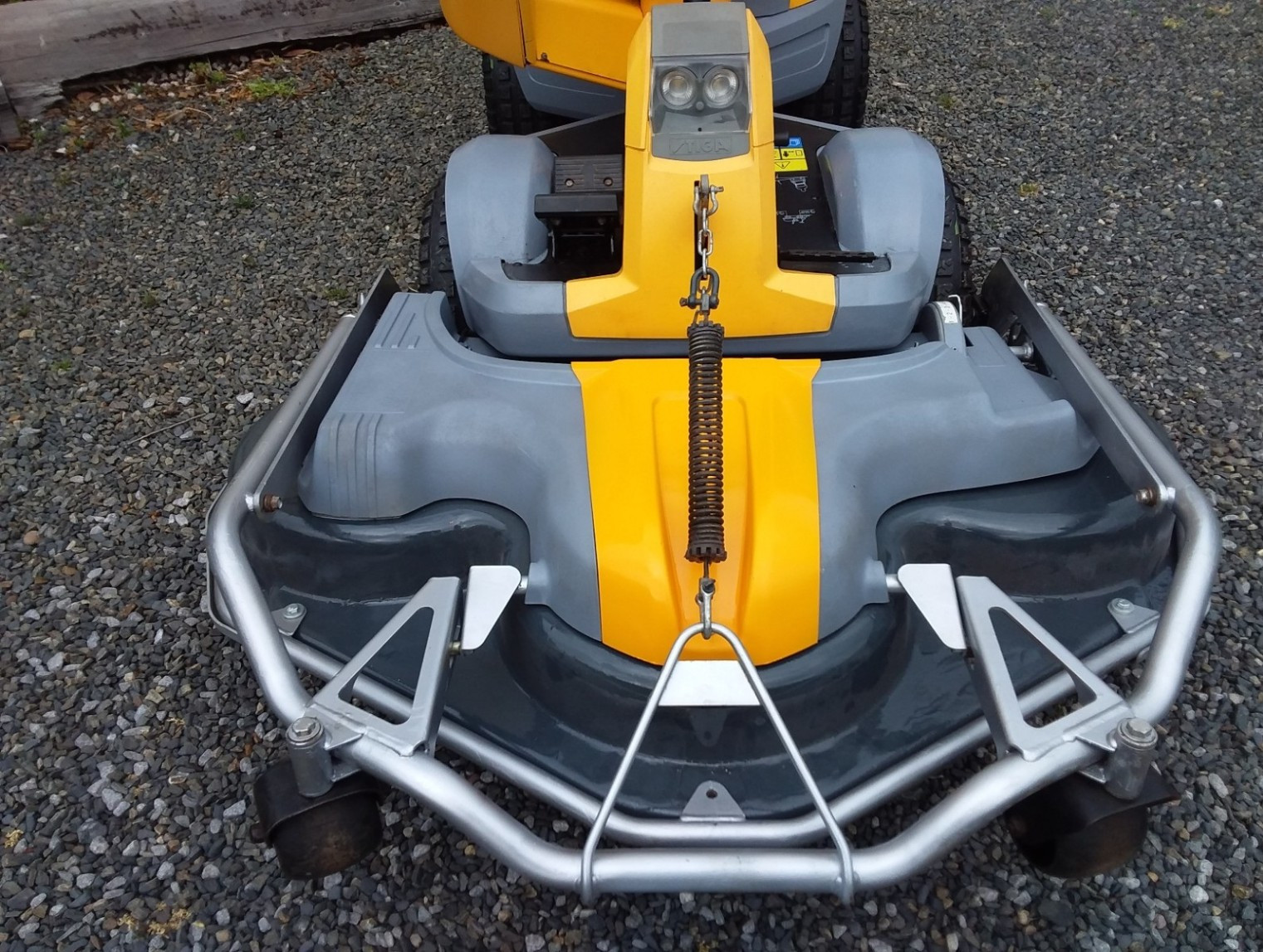
                                                Jardinage
                                                 TONDEUSE AUTOPORTÉE STIGA PARK 4x4 de 125 cm