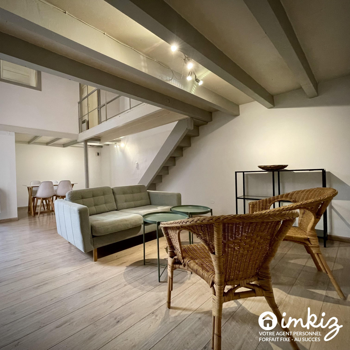 
                                                Vente
                                                 Toulouse-Les Carmes - T2/3 rénové sur cour privée