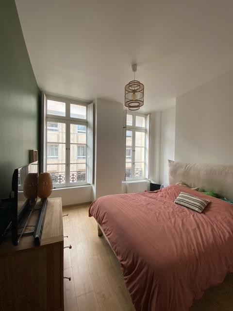 
                                                Location
                                                 TOURNY : Balcon et 2 places de Parking