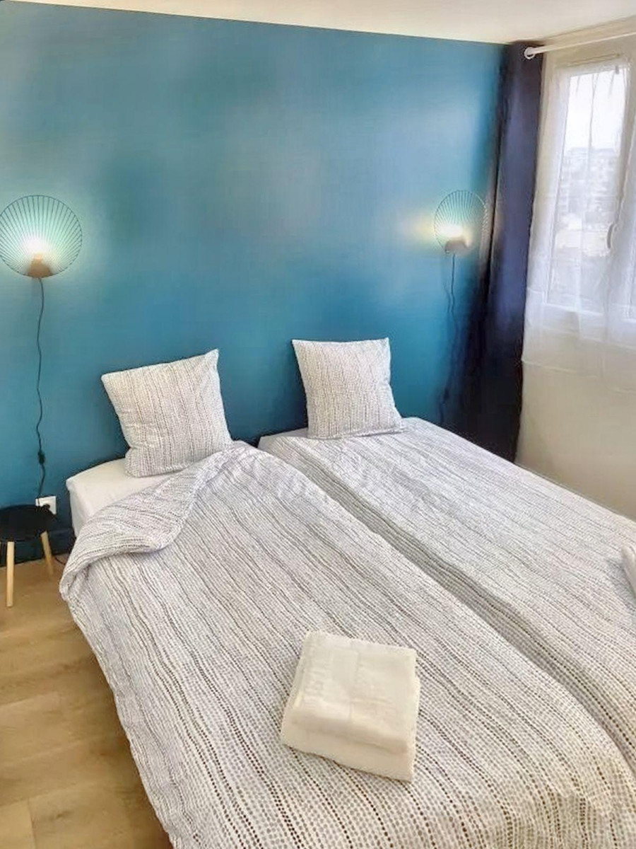 
                                                Location
                                                 Tout est prêt, venez seulement avec votre valise !
