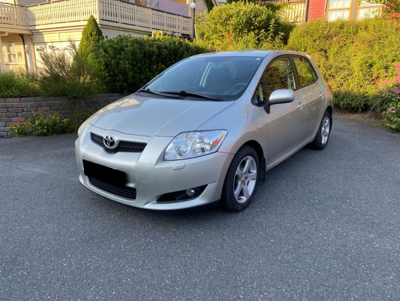 
                                                Voiture
                                                 Toyota Auris 1.4 D-4D