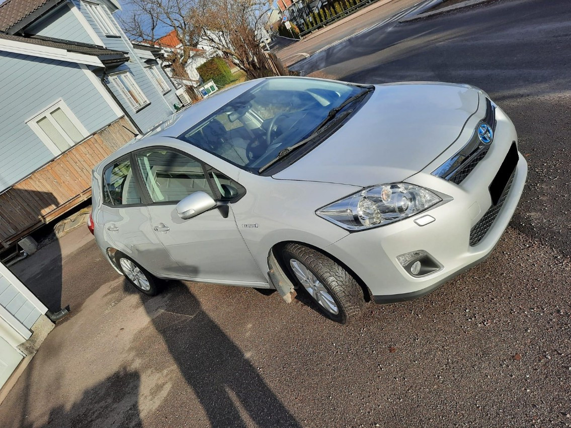 
                                                Voiture
                                                 Toyota Auris 1,8 Hybrid Executive HSD