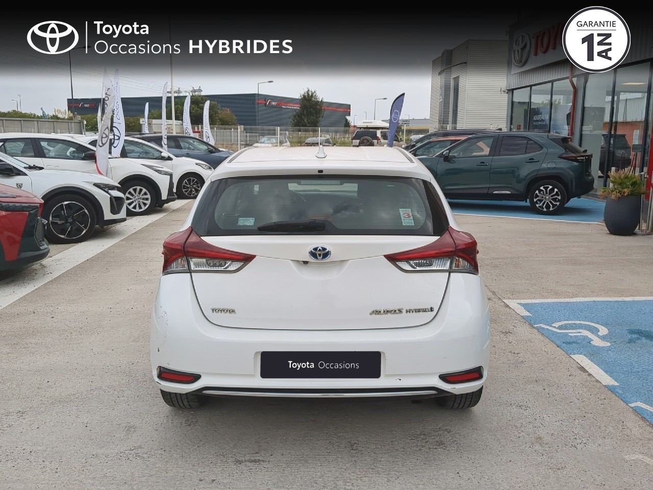
                                                Voiture
                                                 TOYOTA Auris II Ph2 HSD 136h Dynamic