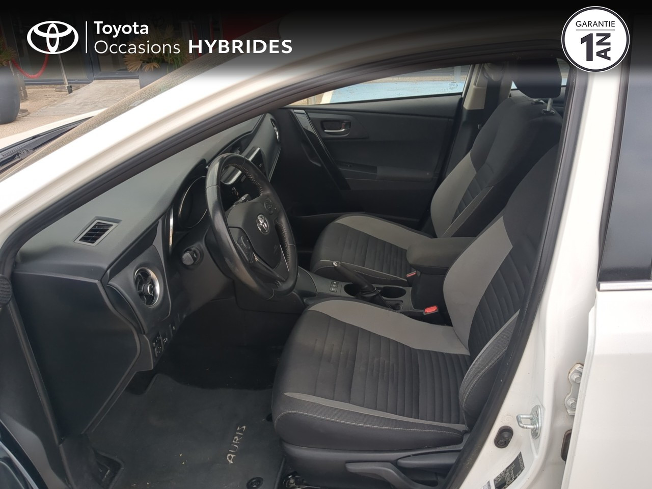 
                                                Voiture
                                                 TOYOTA Auris II Ph2 HSD 136h Dynamic