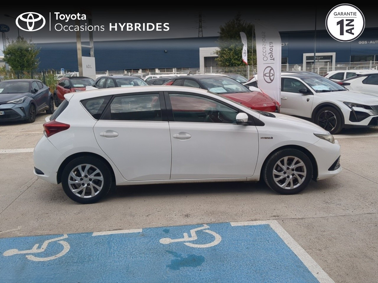 
                                                Voiture
                                                 TOYOTA Auris II Ph2 HSD 136h Dynamic