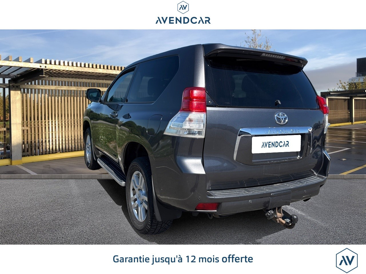 
                                                Voiture
                                                 Toyota Land Cruiser Serie 150 (KDJ150) 173 D-4D FAP LOUNGE BVA 3P
