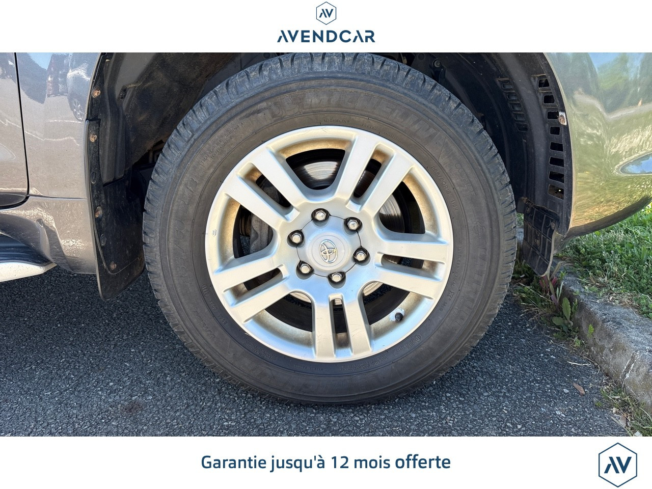 
                                                Voiture
                                                 Toyota Land Cruiser Serie 150 (KDJ150) 173 D-4D FAP LOUNGE BVA 3P