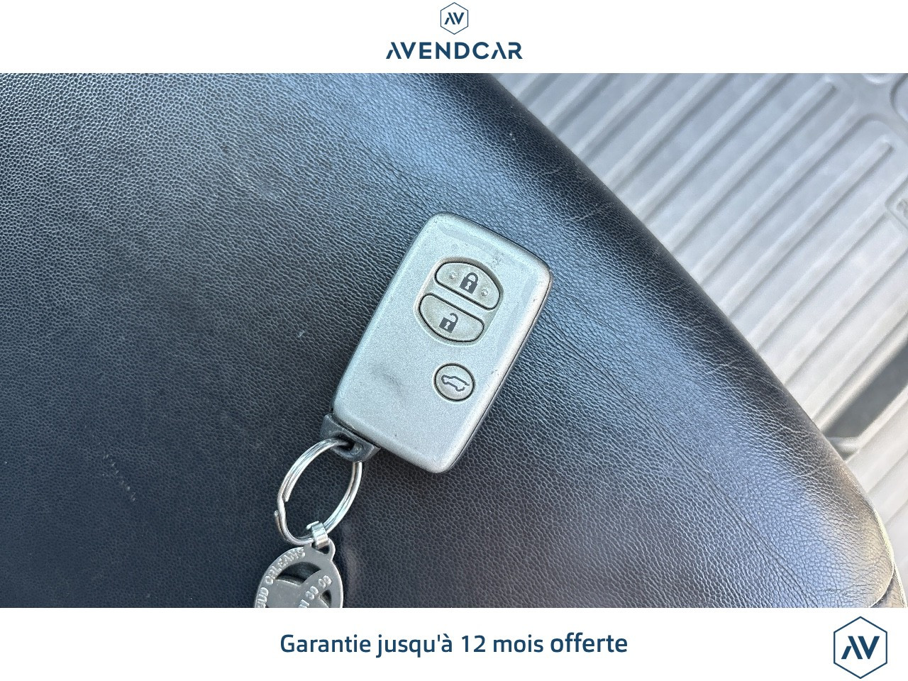 
                                                Voiture
                                                 Toyota Land Cruiser Serie 150 (KDJ150) 173 D-4D FAP LOUNGE BVA 3P
