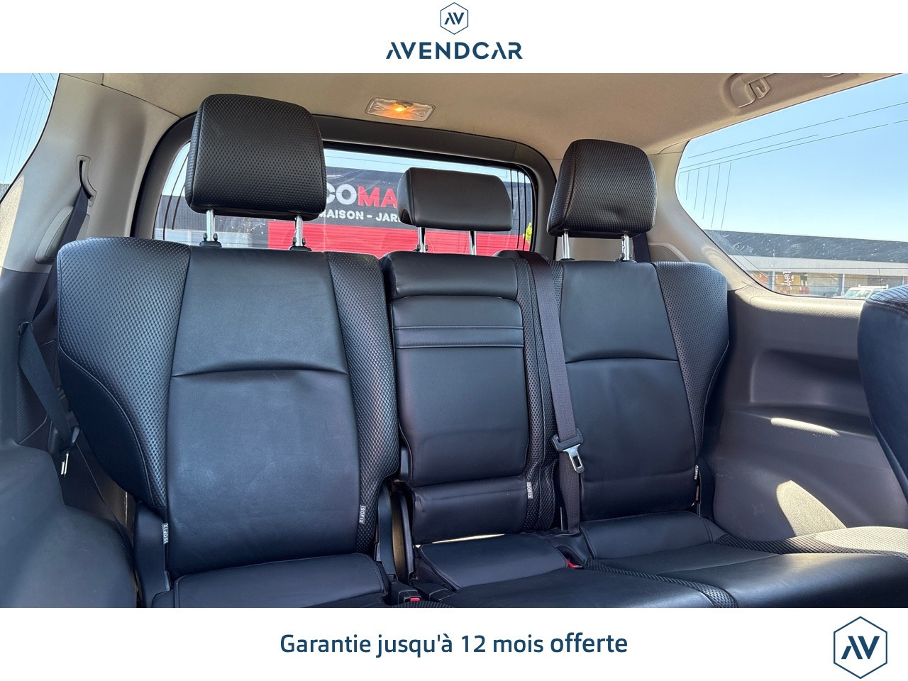 
                                                Voiture
                                                 Toyota Land Cruiser Serie 150 (KDJ150) 173 D-4D FAP LOUNGE BVA 3P
