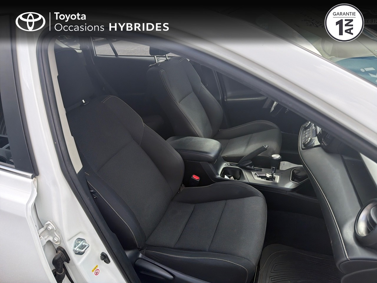
                                                Voiture
                                                 TOYOTA RAV4 IV Ph2 Evo 197 Hyb Dynamic Ed 2WD CVT RC18