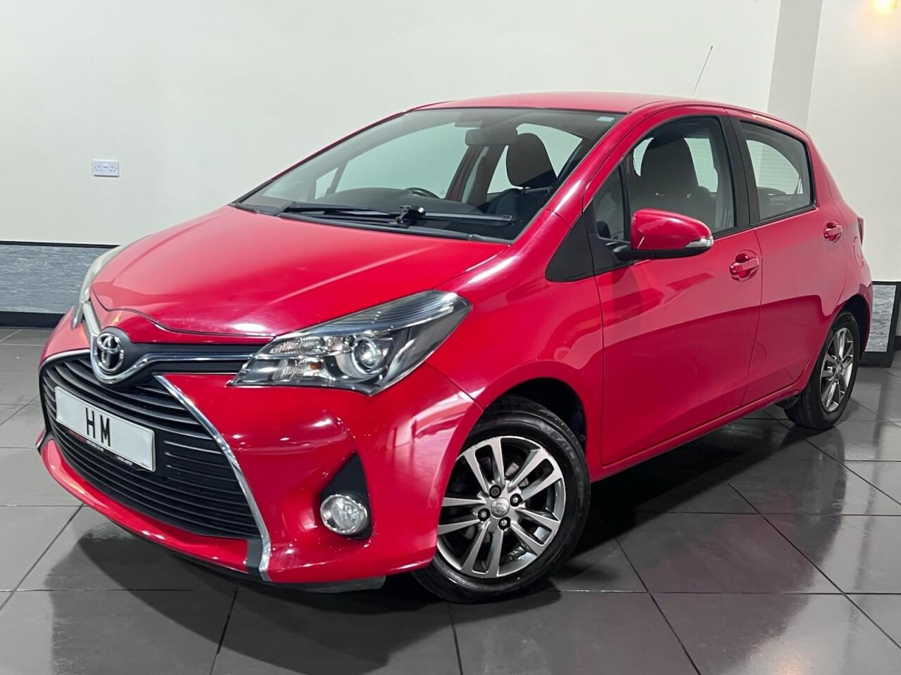 Voiture
                                                 Toyota Yaris 1.33 Dual VVT-i Icon Hatchback 5dr Petrol Manual Euro 5 Euro 5 (99 ps)