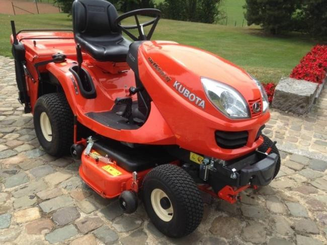 
                                                Utilitaire
                                                 Tracteur tondeuse Kubota GR1600