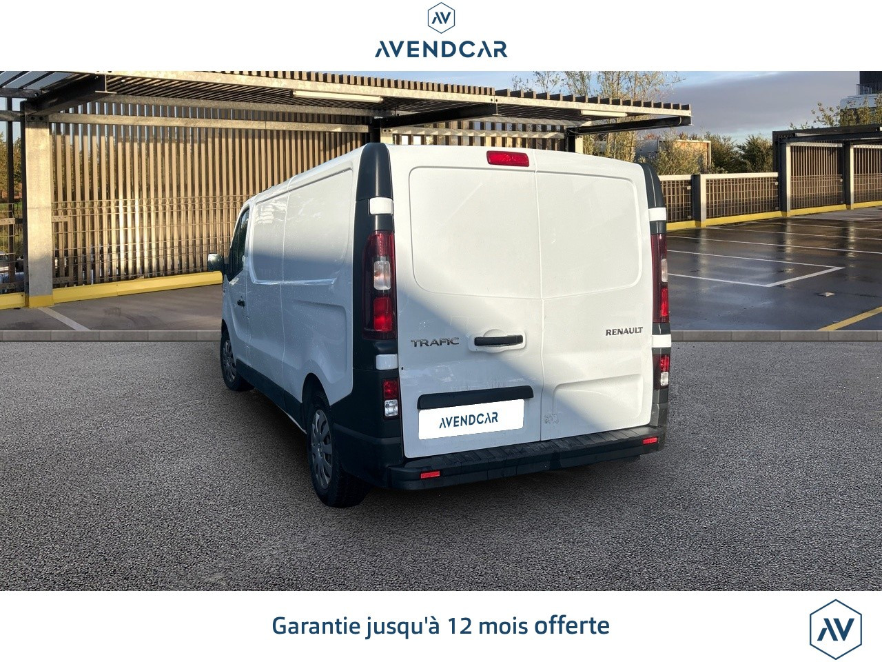 
                                                Utilitaire
                                                 TRAFIC VU FOURGON 1.6 DCI 95 1T1 L2H1 GRAND-CONFORT