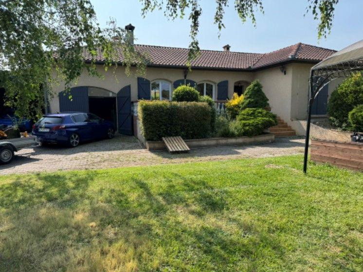 
                                                Location
                                                 TRANQUILLE CAR DANS IMPASSE
PROCHE DES COMMERCES