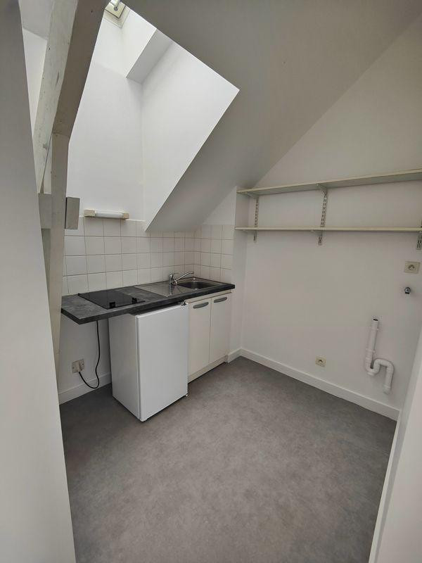 
                                                Location
                                                 Très beau 2 pièces secteur sud gare de Rennes