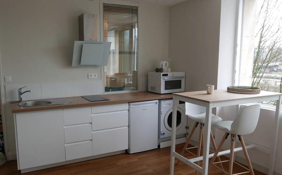 
                                                Location
                                                 Très beau 2P meublé 27m² vue Canal Saint Félix